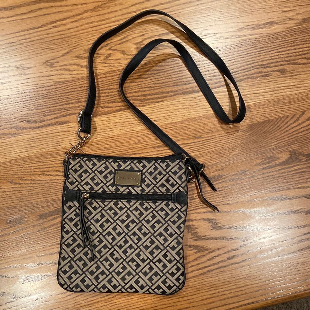 Tommy Hilfiger Crossbody